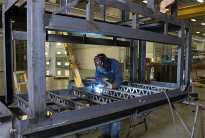 專(zhuān)業(yè)機柜加工公司擁有7種不同類(lèi)型的銑床